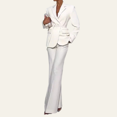 ST TROPEZ WHITE CHIQUE BELTED BLAZER