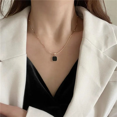 PARIS NOIR NECKLACE