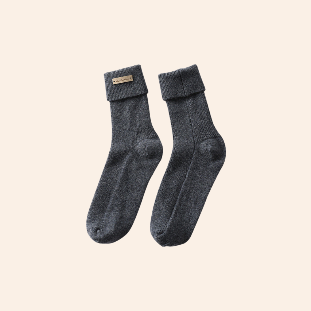 100% CASHMERE SOCKS