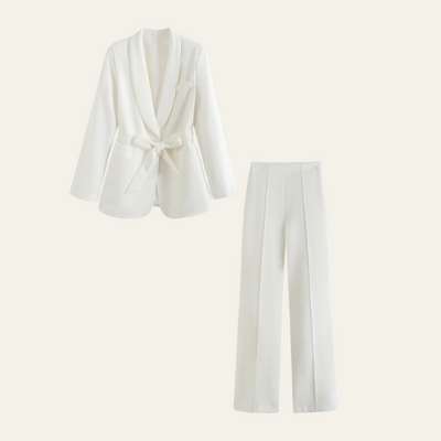 LONDON WHITE CHIQUE BLAZER SET